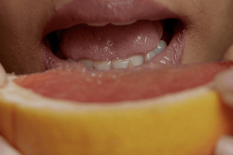 sexe oral et des cristaux de menthe