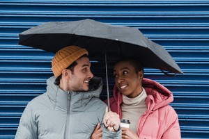 Pareja swinger nos comparte su vida y consejos de cómo disfrutar plenamente nuestra sexualidad.